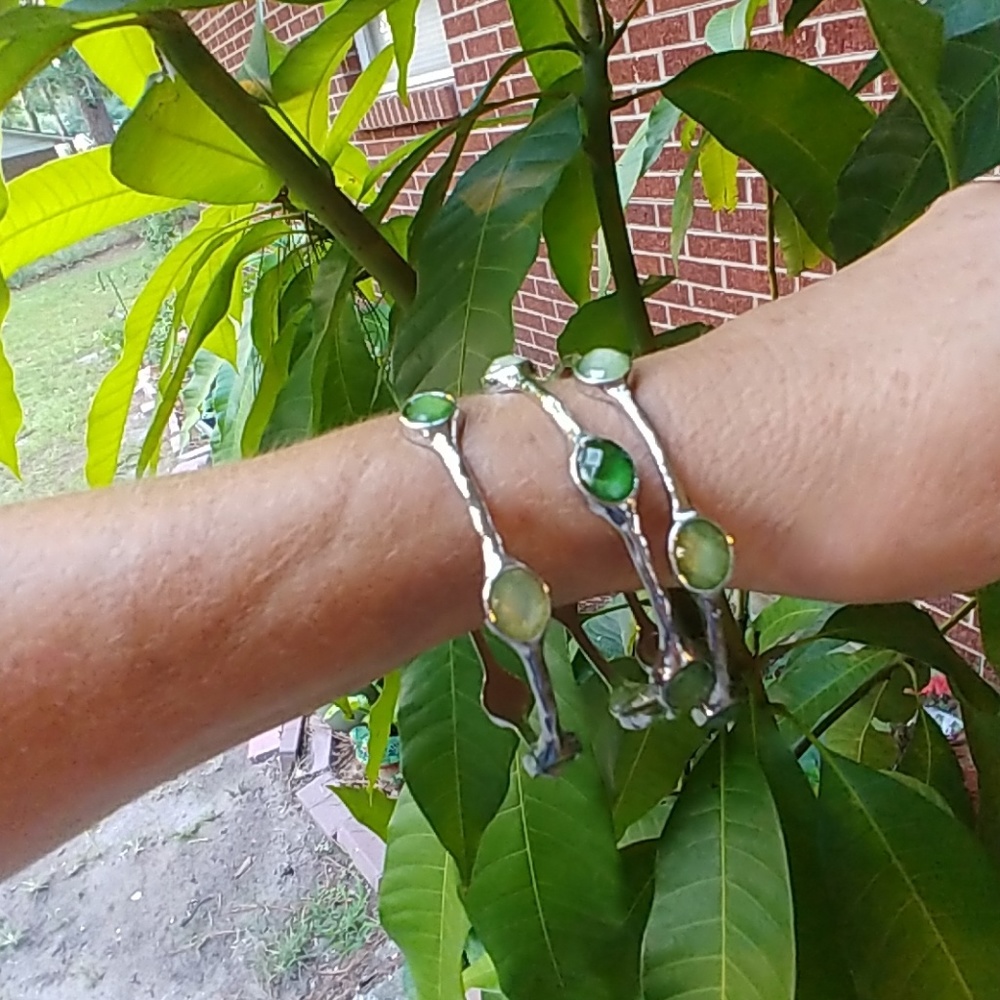 Premier Design Green stone Bracelet trio
